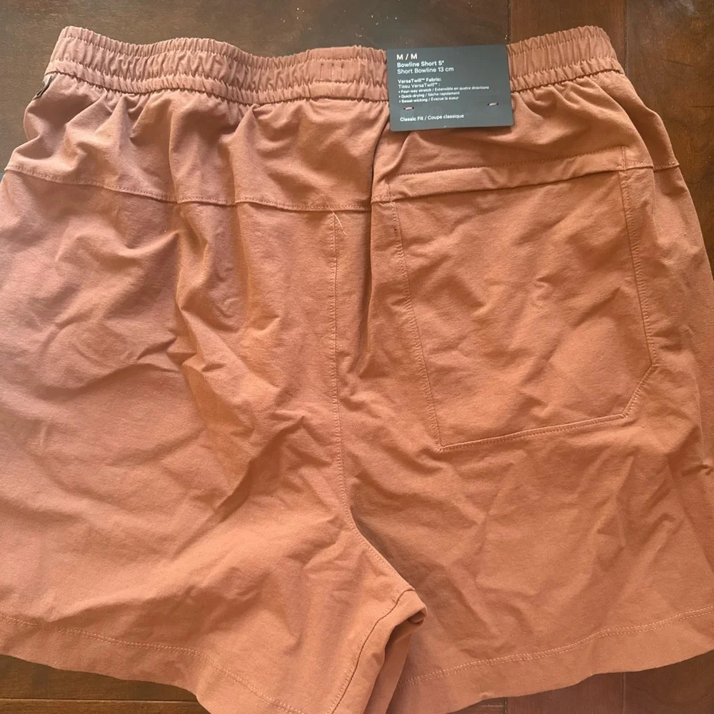 lululemon athletica Men's Brown Athletic Shorts Bowline short 5” - Picture 2 of 3